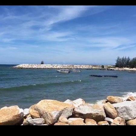 Zr D'Jembal Homestay, Gong Badak Kuala Terengganu Ngoại thất bức ảnh